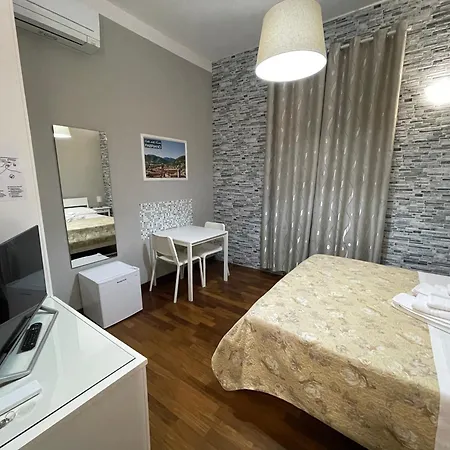 & Breakfast La Filigrana Oda ve Kahvaltı 3*